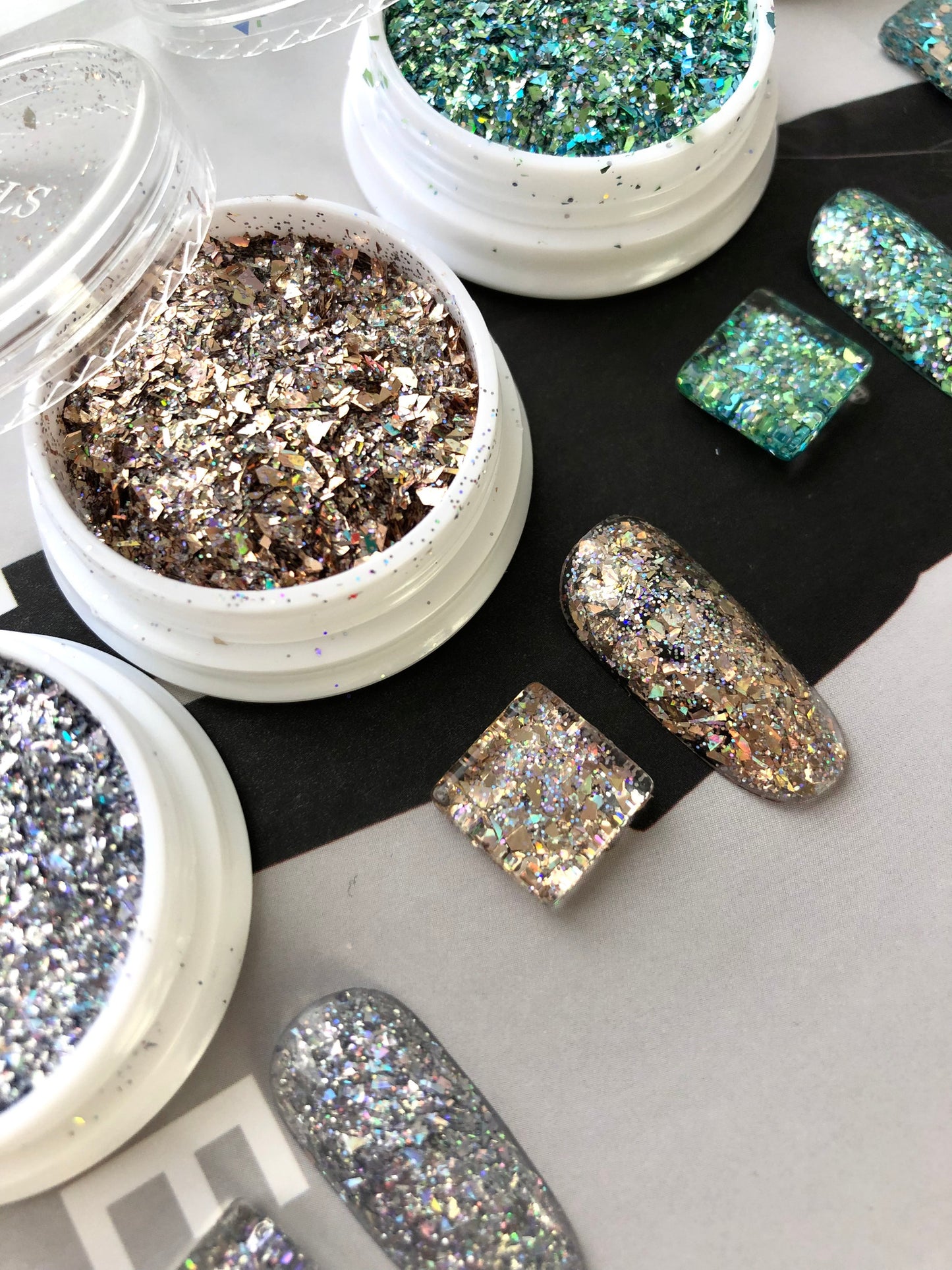 Glitter Flakes Bronze